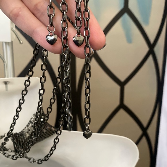 Express Keyhole Crop Top - Picture 6 of 8